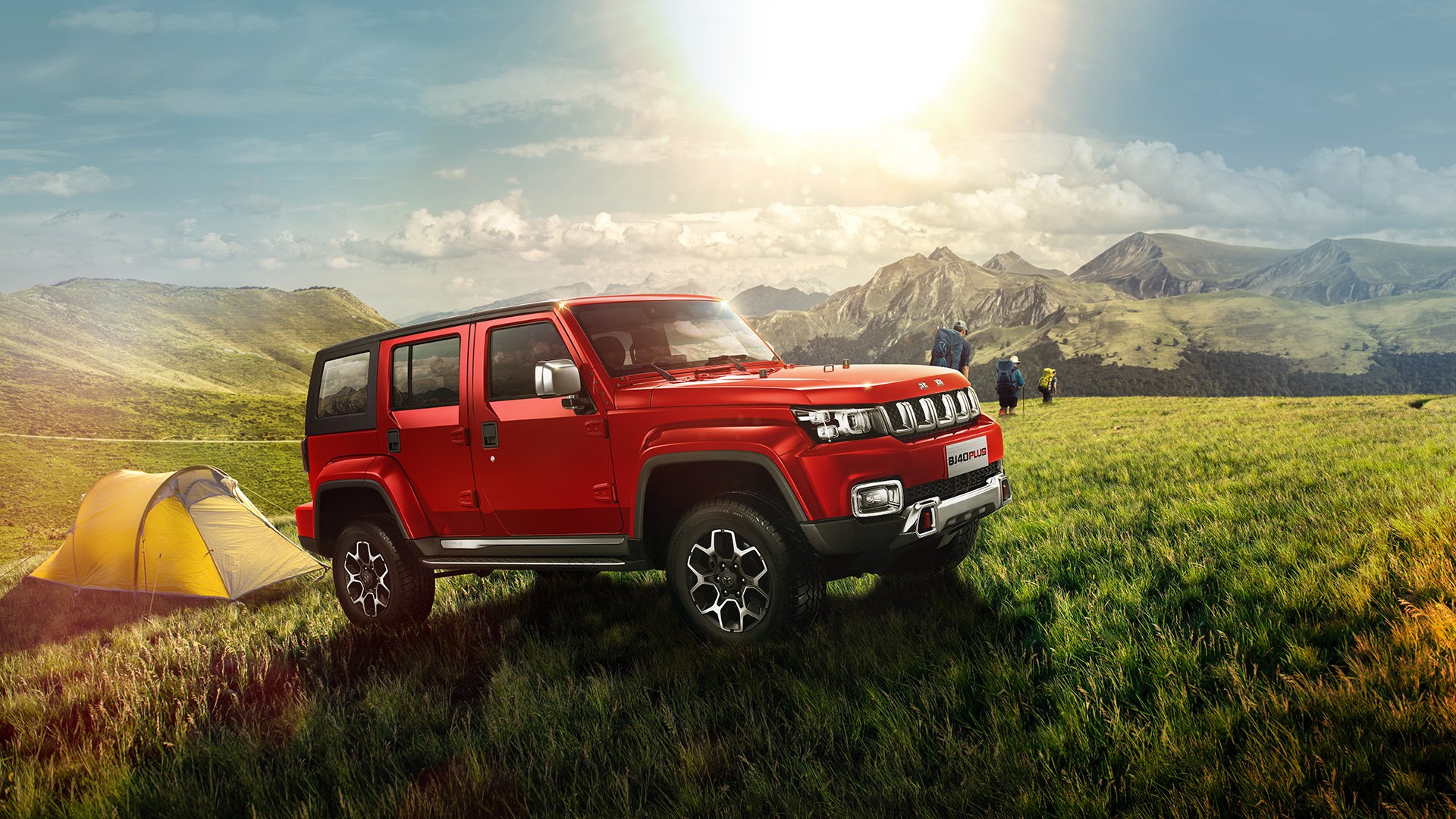 广东队保持联动防守形成压迫式包夹战术